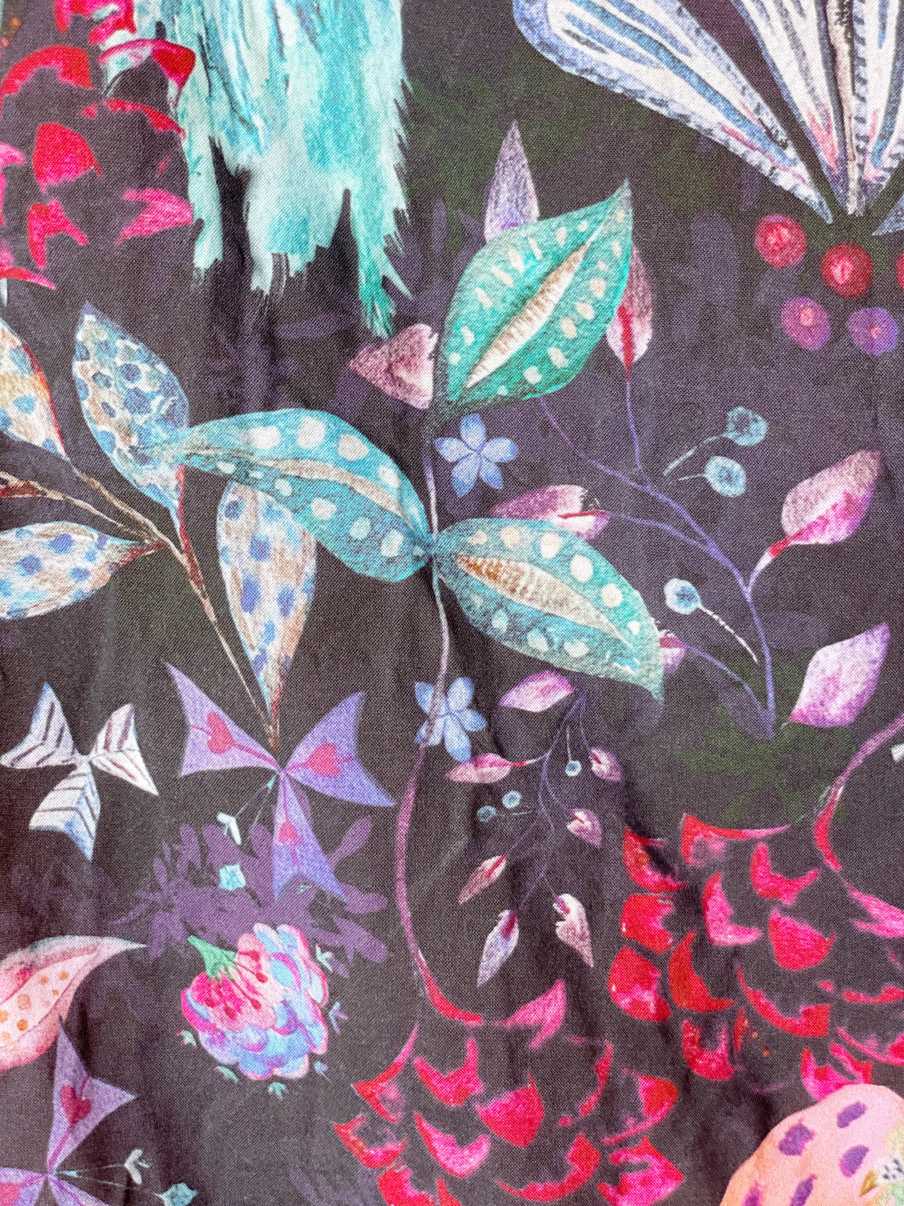 Linen cotton canvas in jungle bird