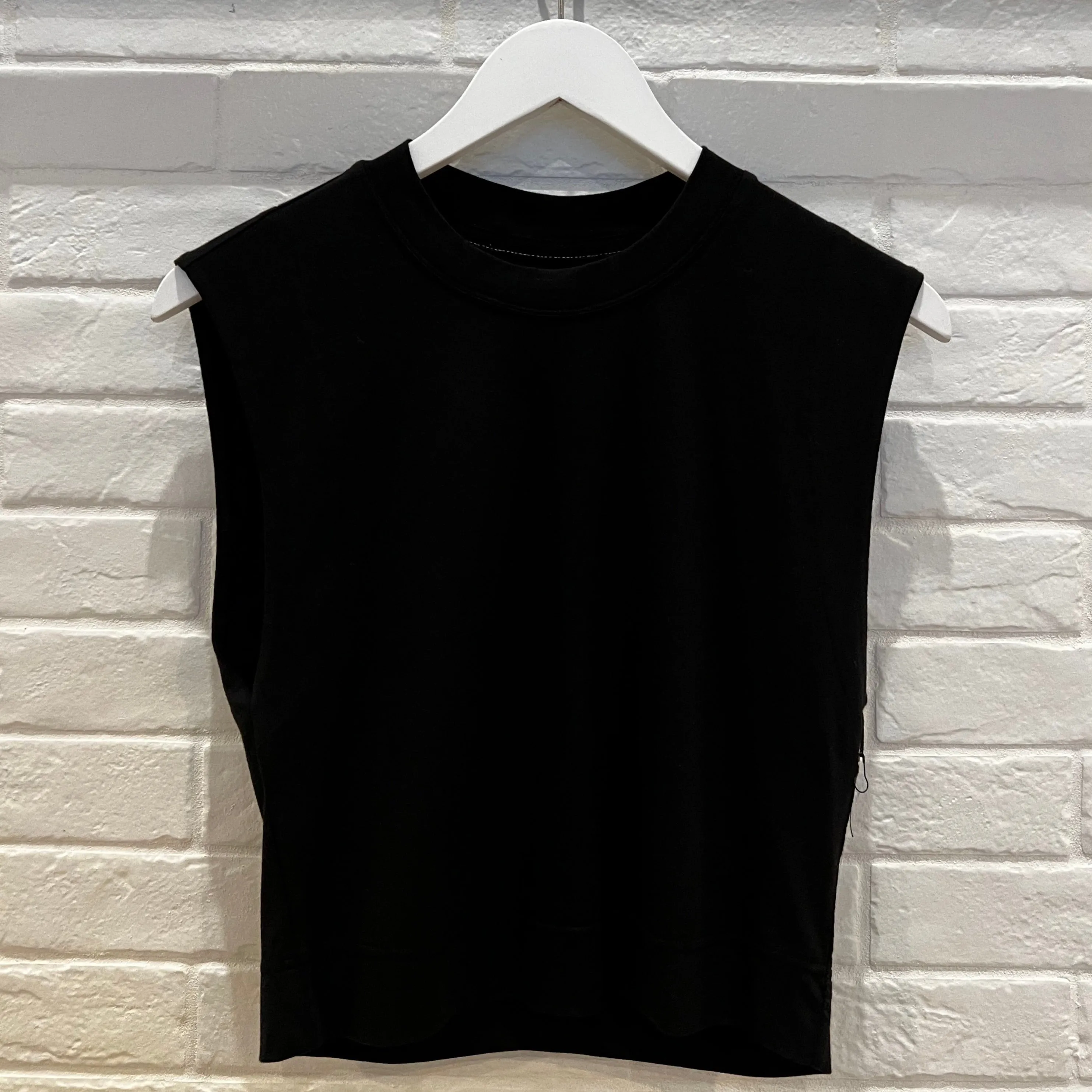 Not So Basic, Basic Tee Crop Black