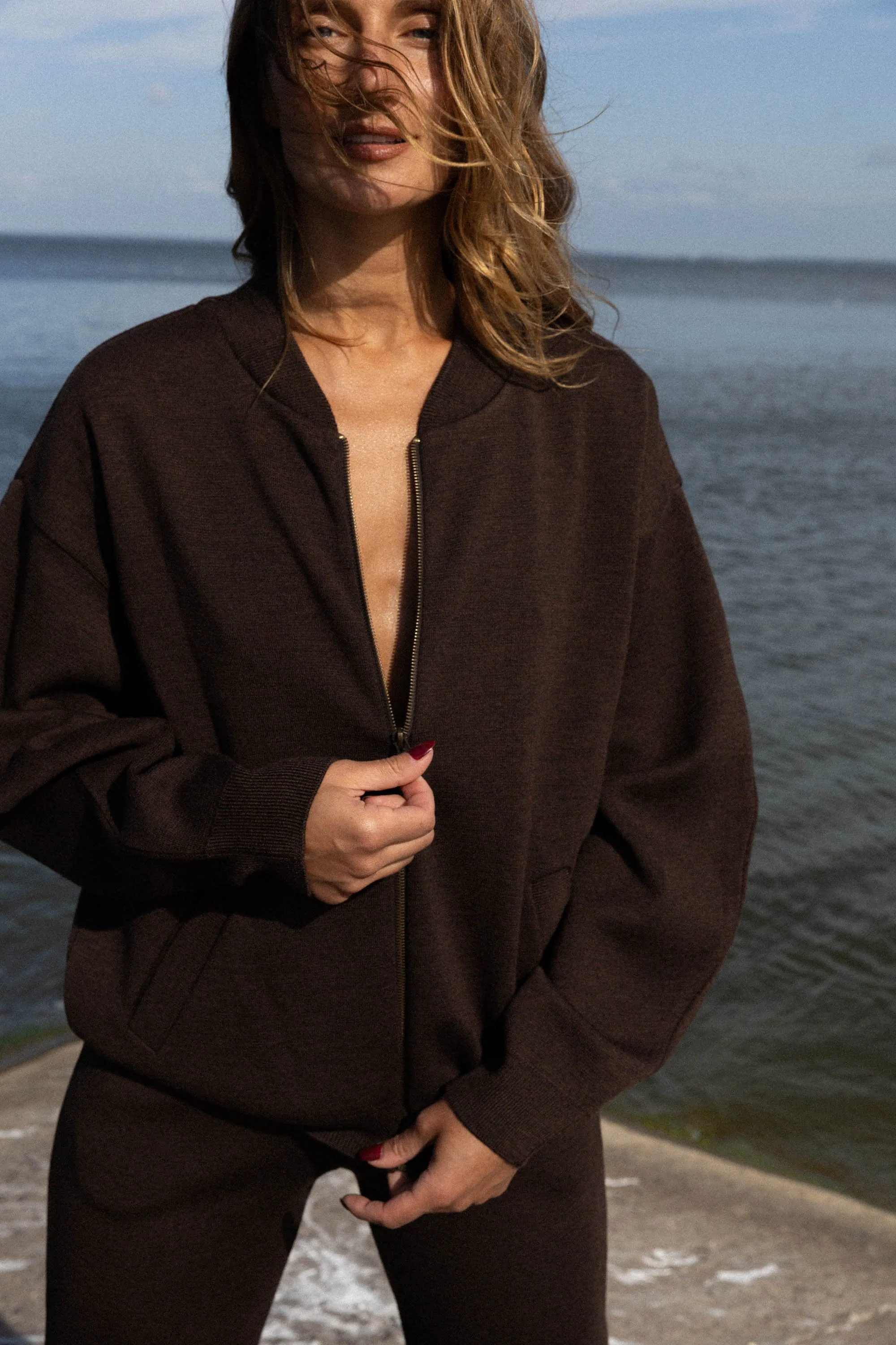 Onda 100% Merino Bomber Jacket Chocolate
