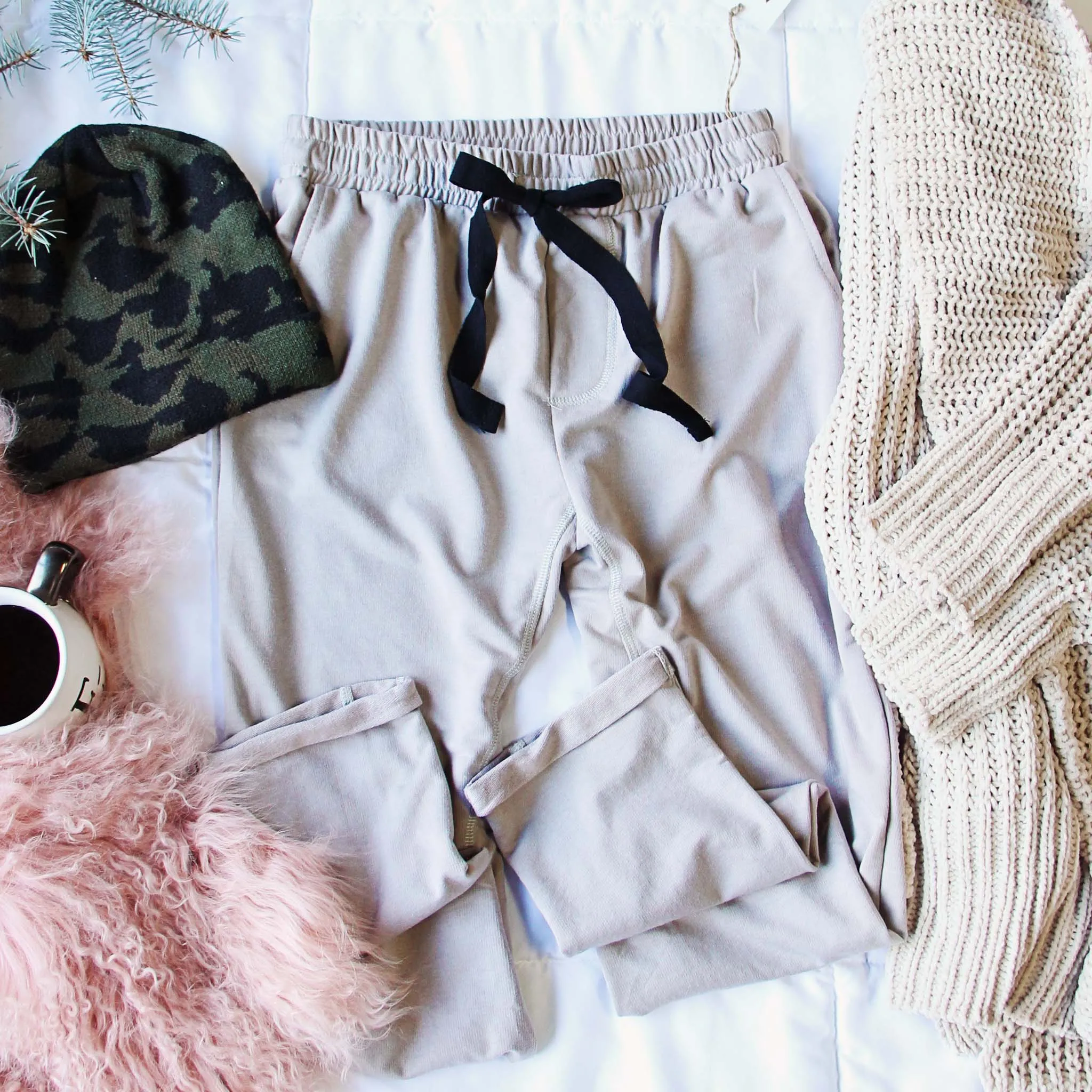 Sweet Cuff Joggers in Taupe