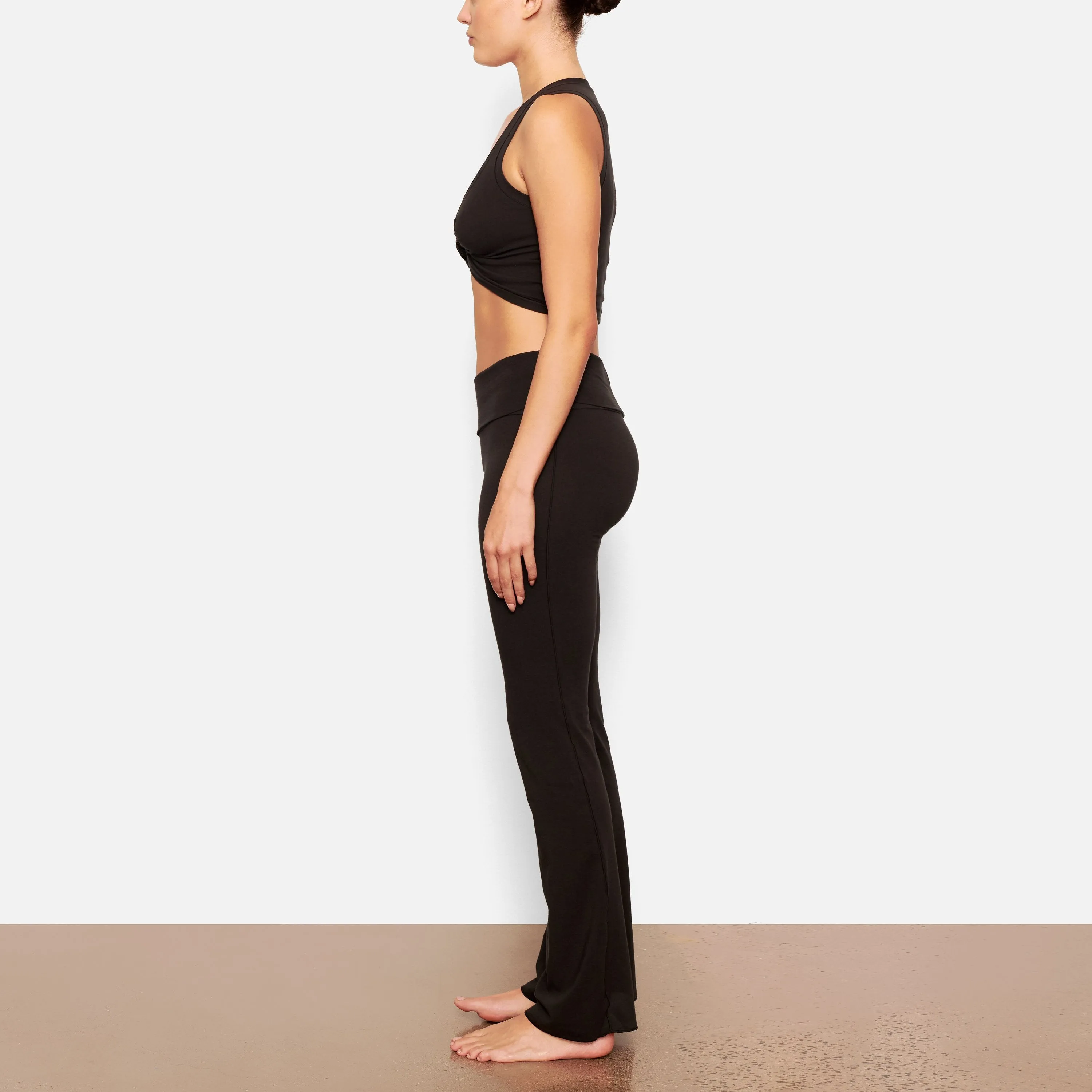 TWIST PANT | SOOT