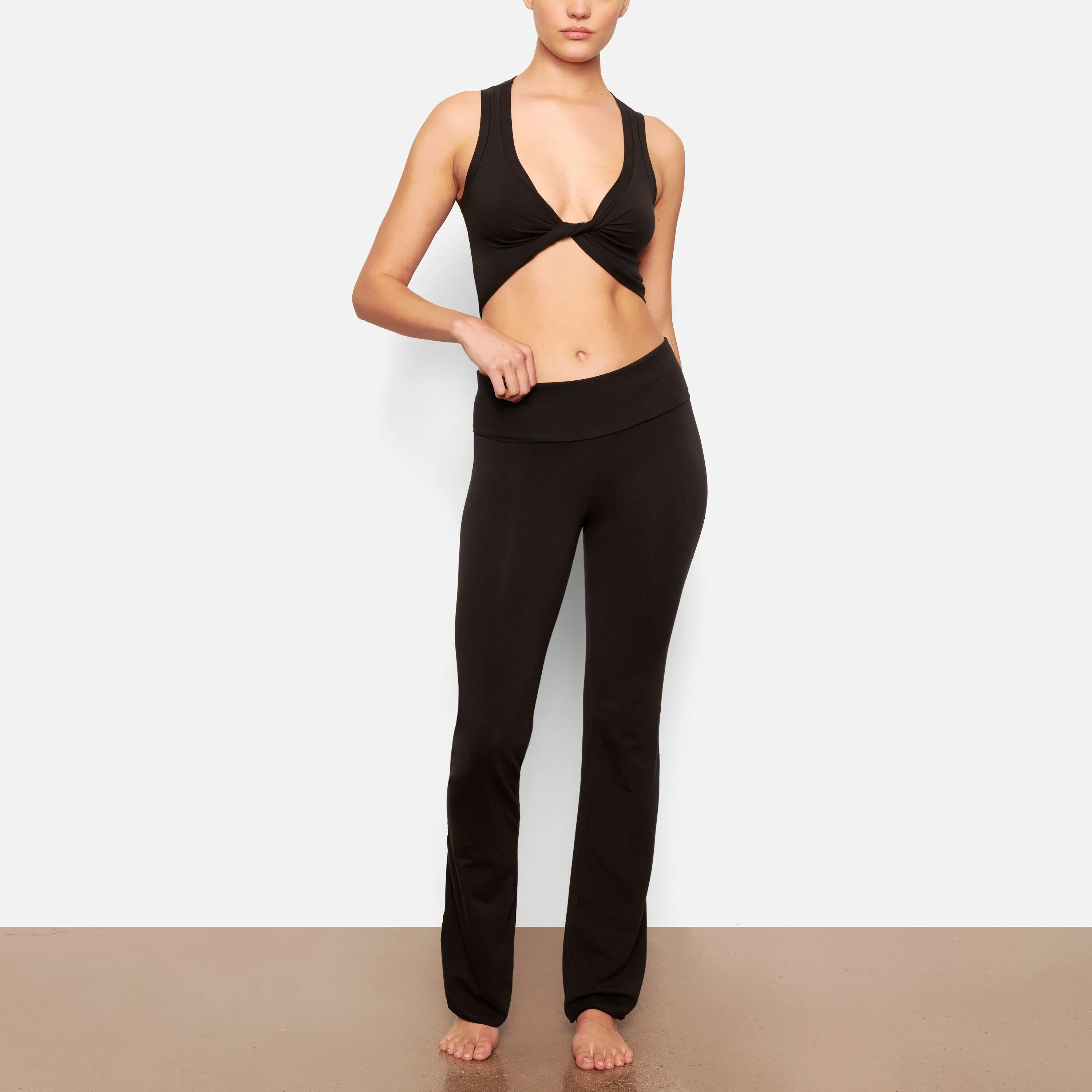 TWIST PANT | SOOT